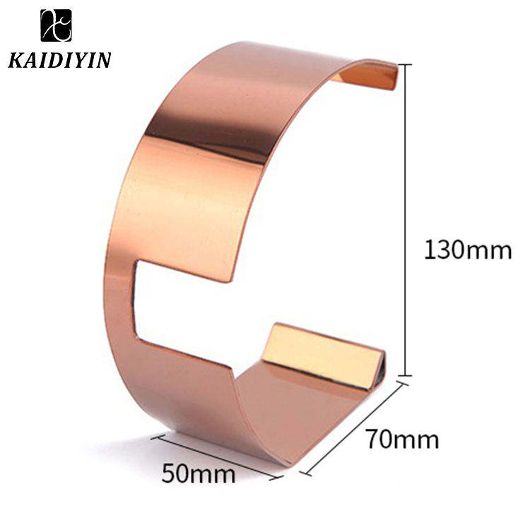 1 Pack Belt Loop Display Stand